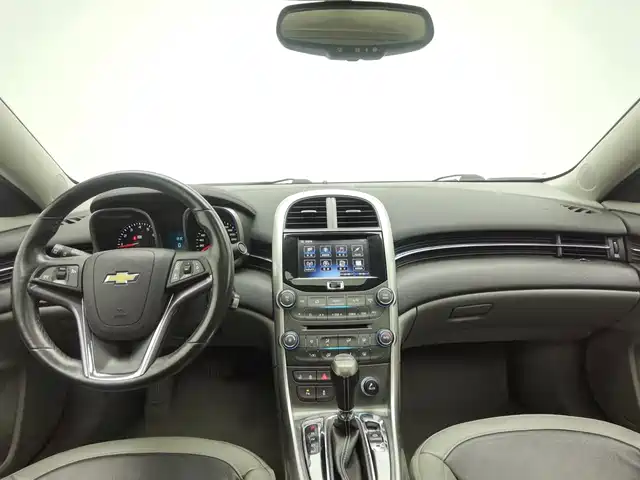 Chevrolet Malibu 2014 2.0L Automatic Luxury — фото 5