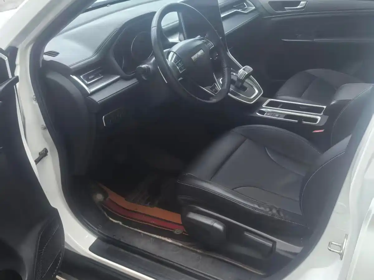Haval M6, миниатюра 7