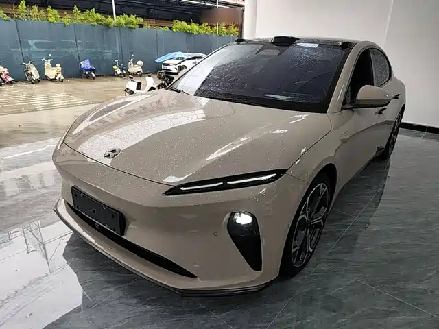 NIO ET5 2023