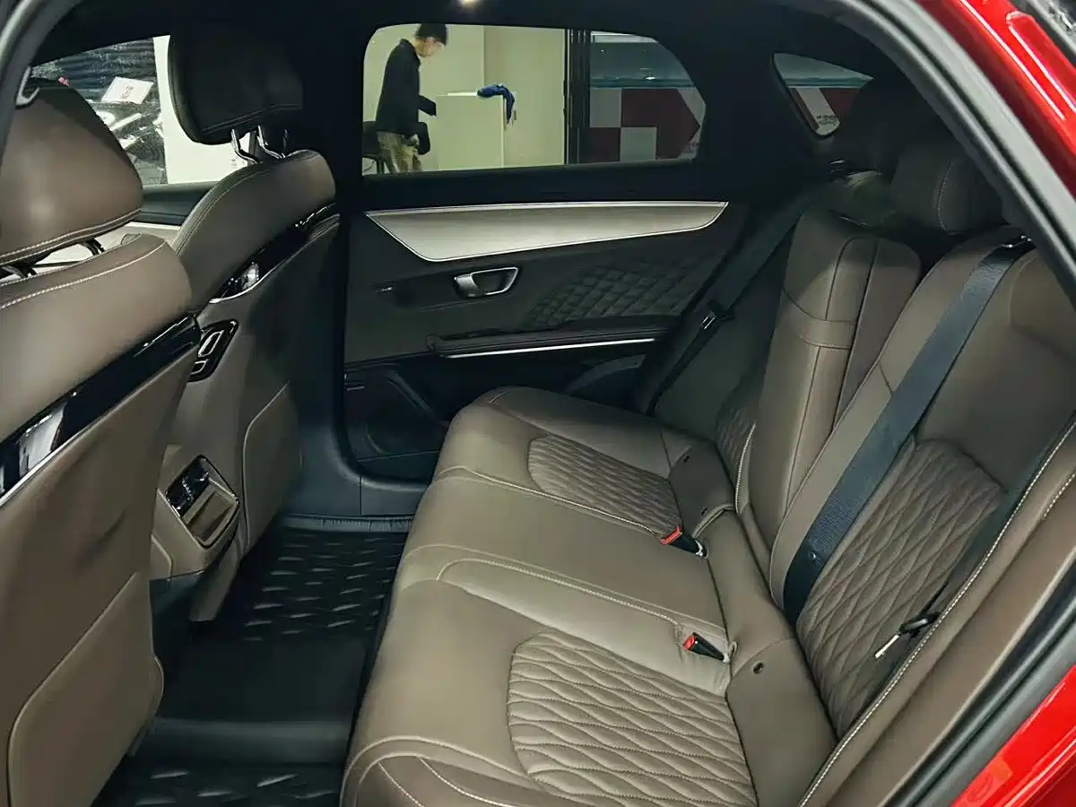 BYD Han 2022 DM-i 121KM Premium Edition фото 8
