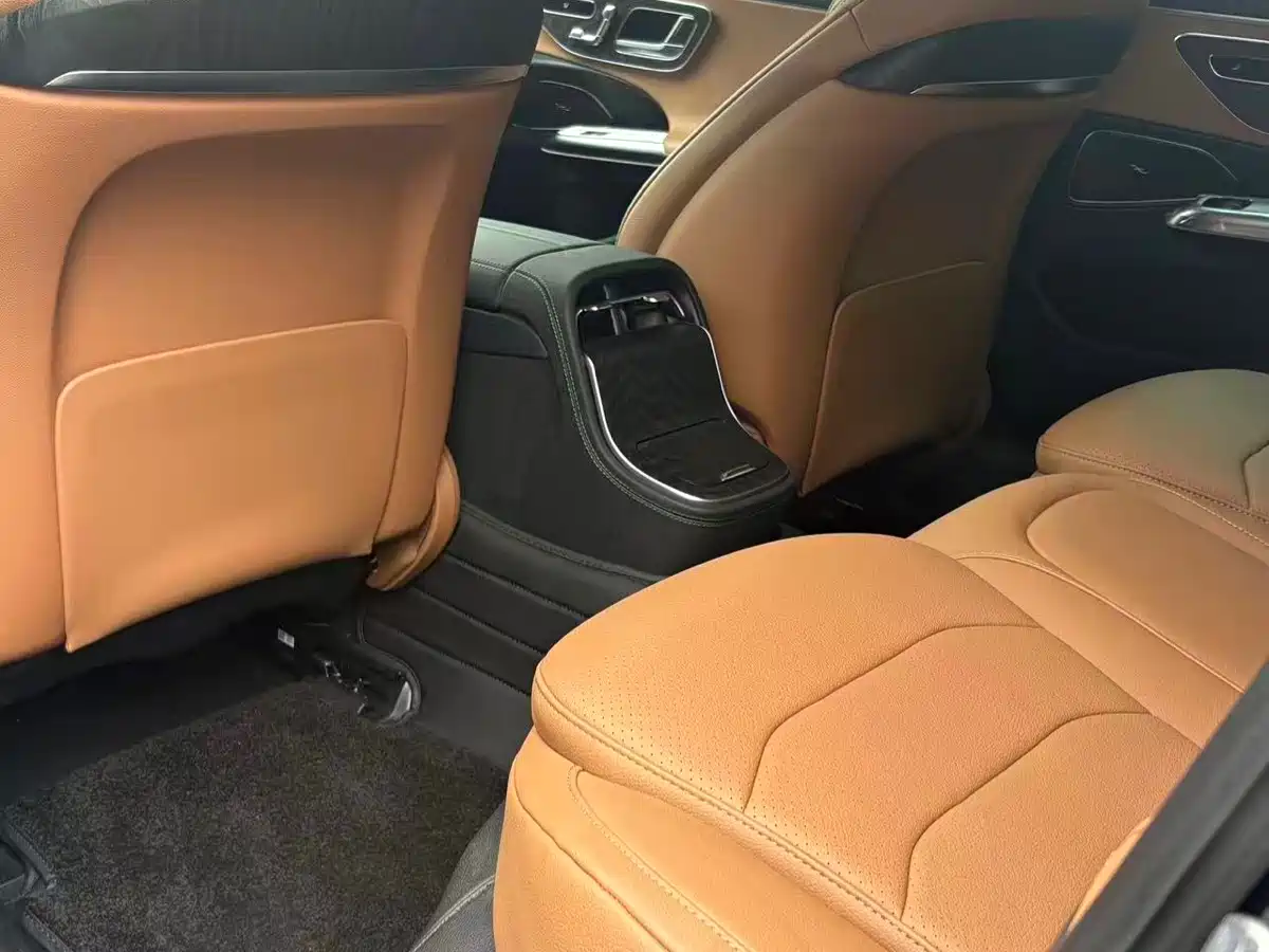 Mercedes-Benz E-Class 2024 E 300 L Fashion Sport фото 5