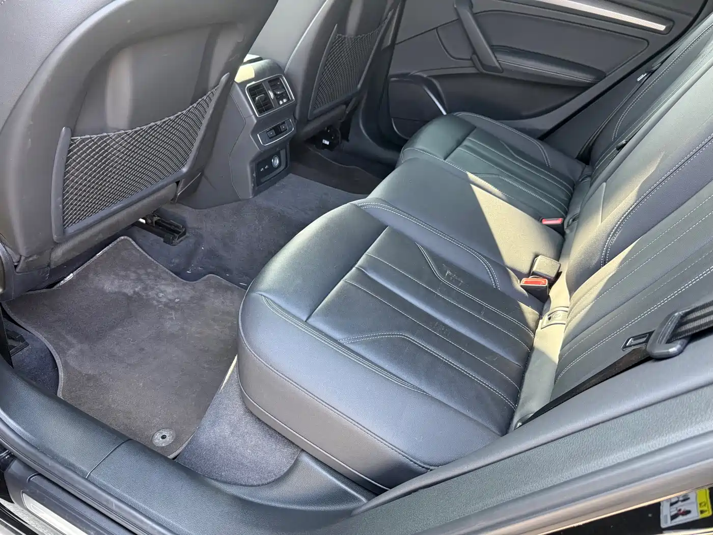 Audi Q5L 2023 40T Luxury Dynamic фото 9