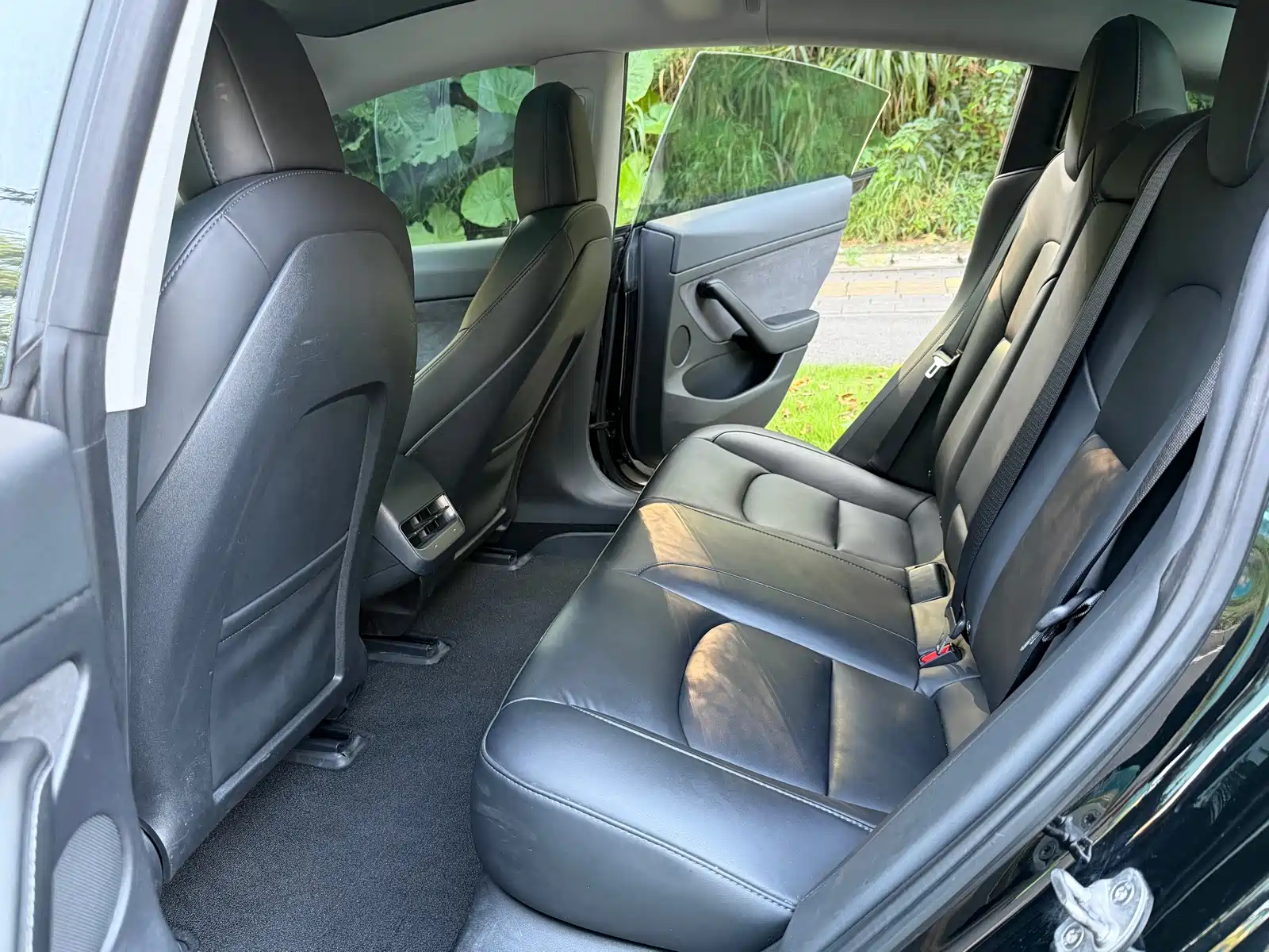 Фото 9 - Tesla Model 3