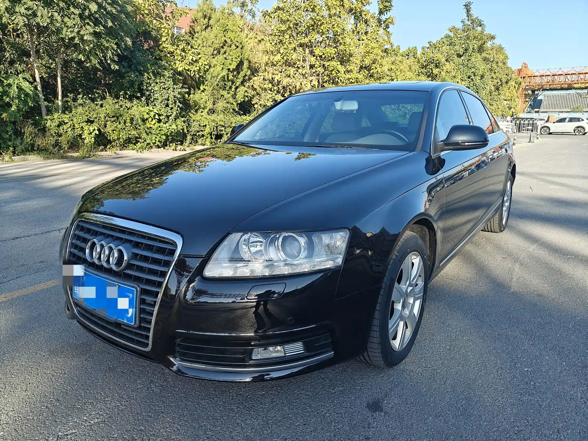 Photo 1 - Audi A6L