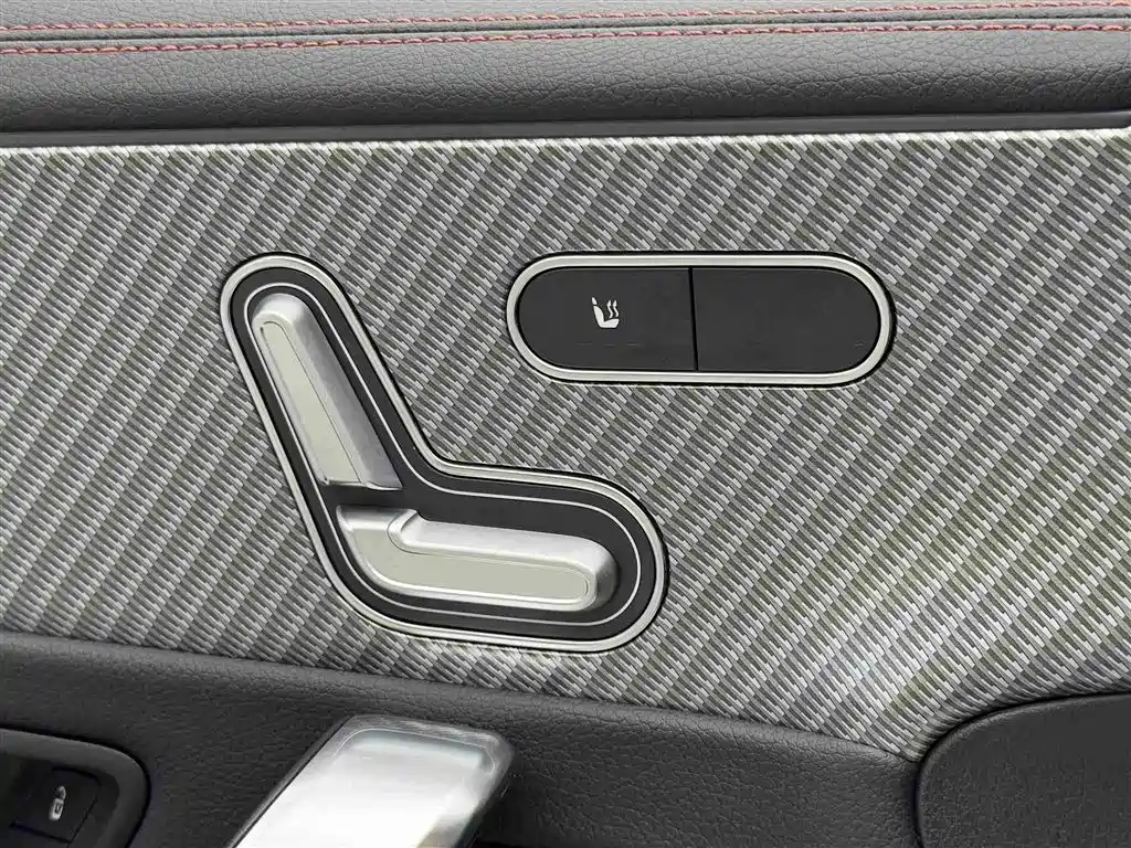 Фото 15 - Mercedes-Benz A-Class