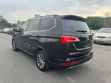 Photo 6 - Baojun 730