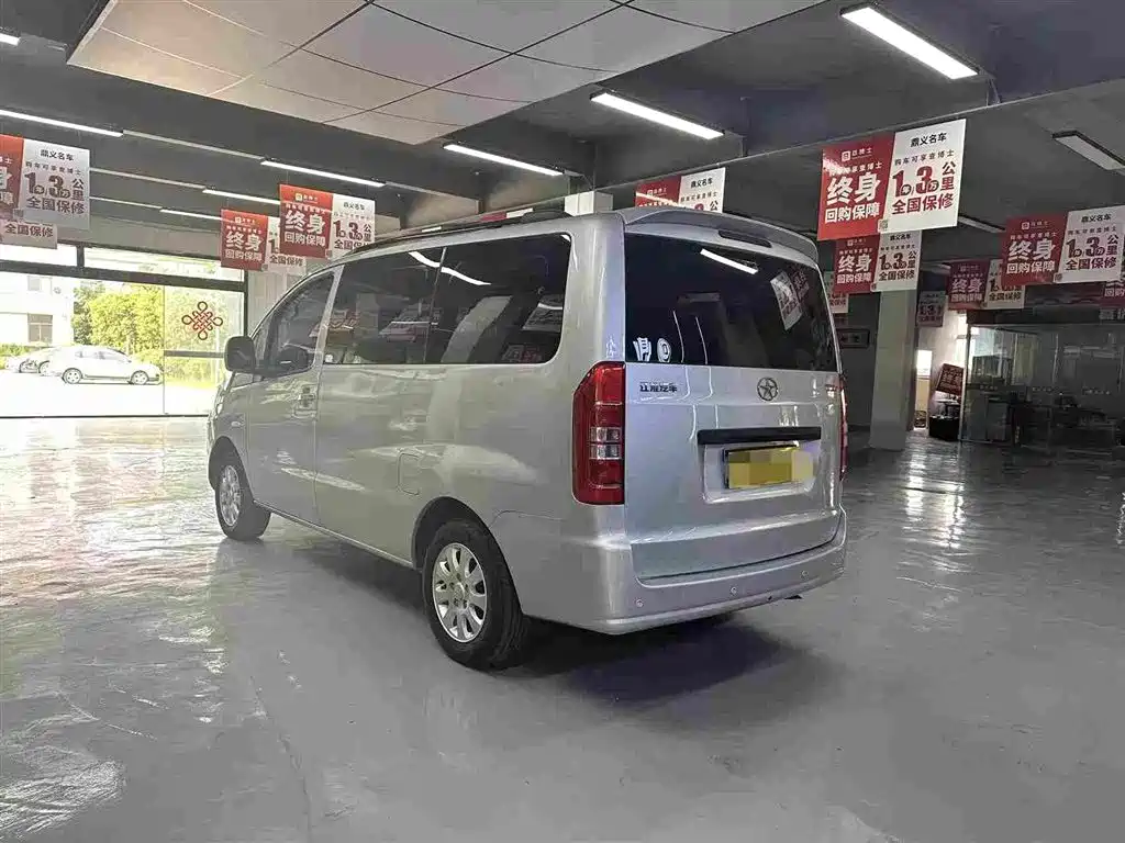 JAC Refine M3 2017 2015 Maker Edition 1.6L Luxury