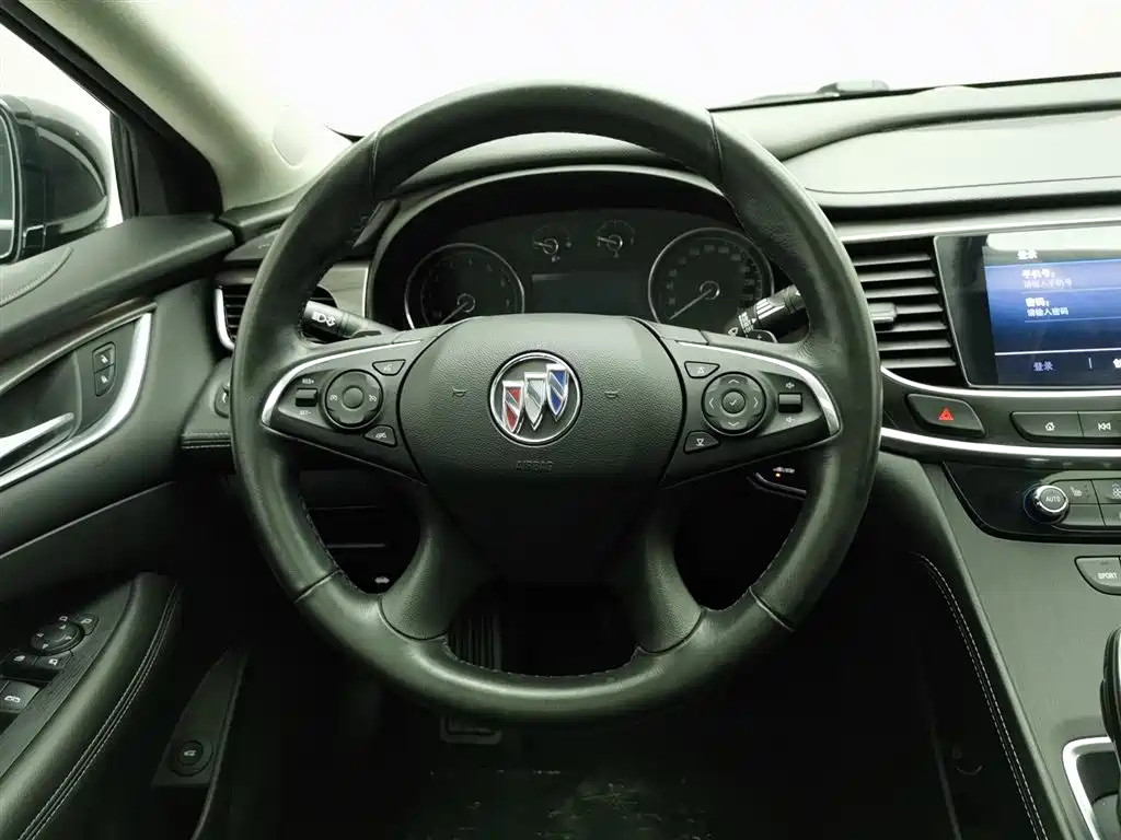 BUICK LACROSSE