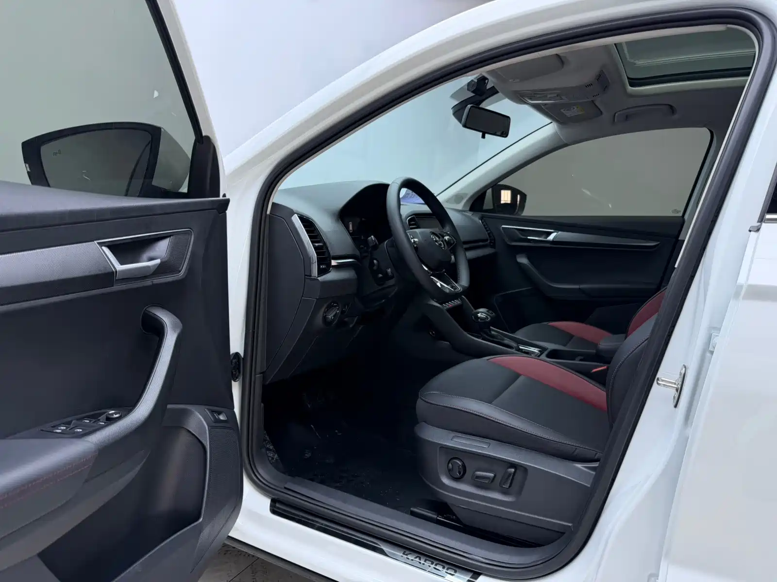 Photo 24 - Škoda Karoq