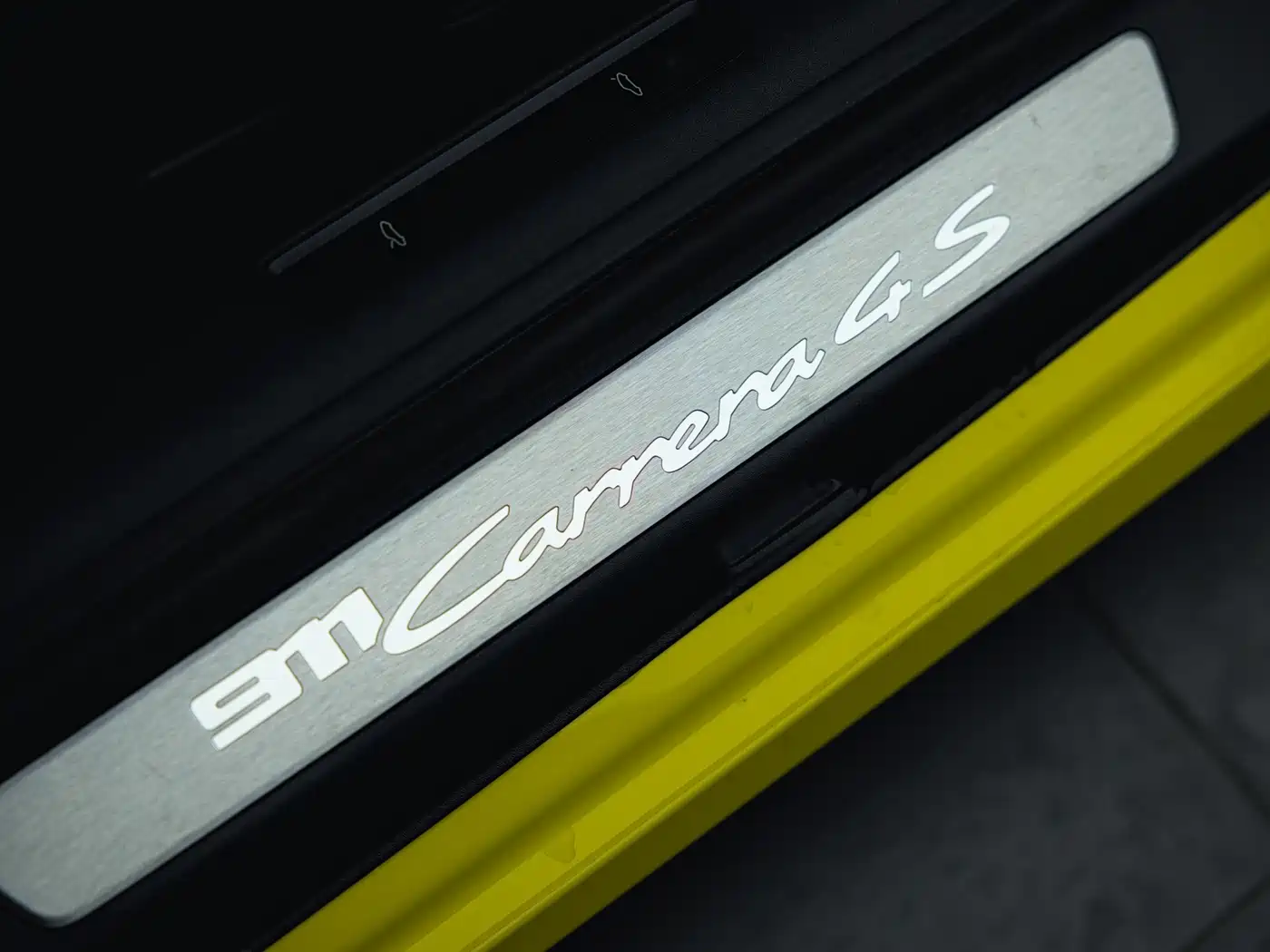 Porsche 911 2025 2023 Carrera 4S 3.0T