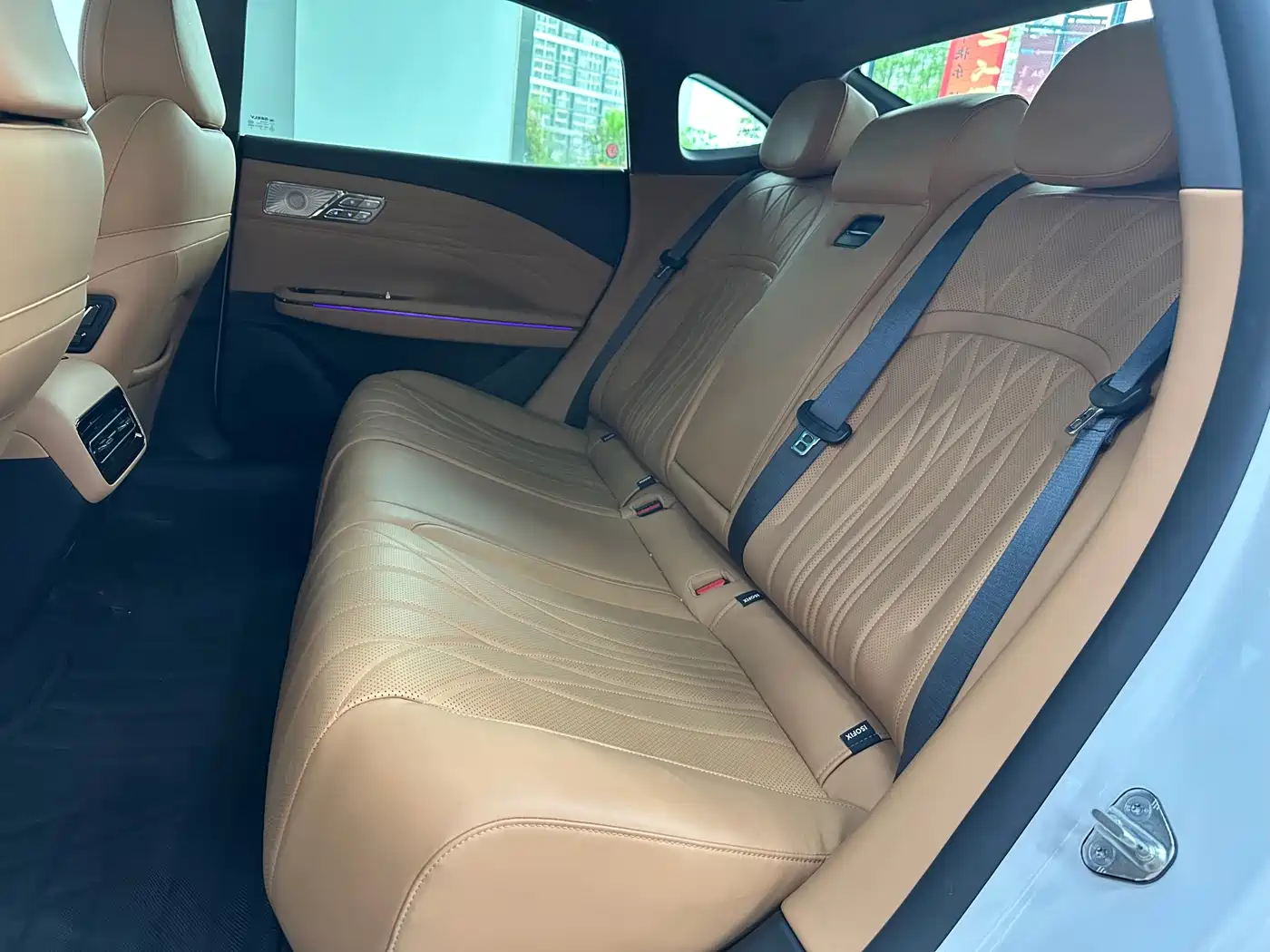 Geely Galaxy Galaxy Xingyao 8 2025 130km EM-P Starship Edition фото 24
