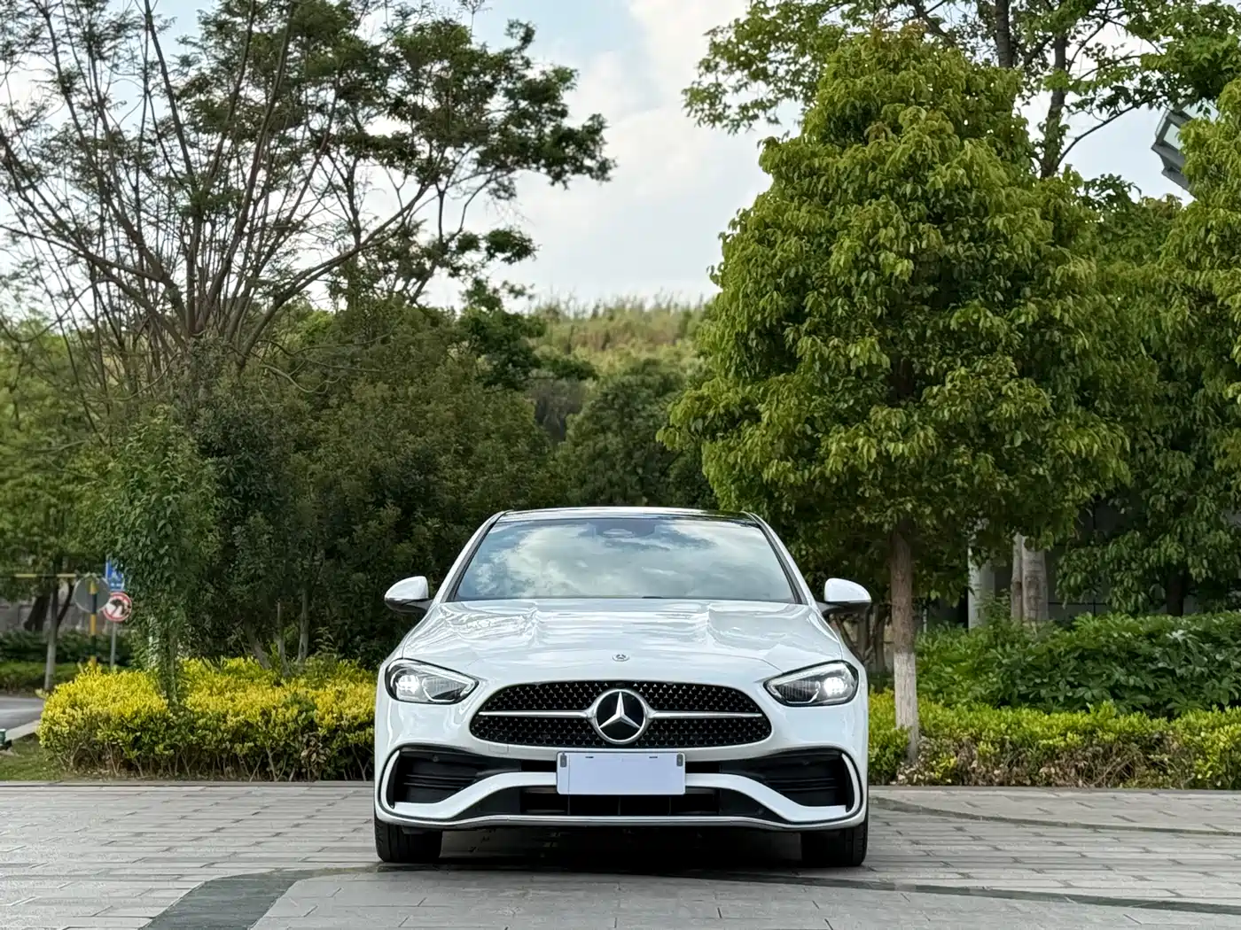 Mercedes-Benz C-Class 2023 C 260 L Sport фото 2