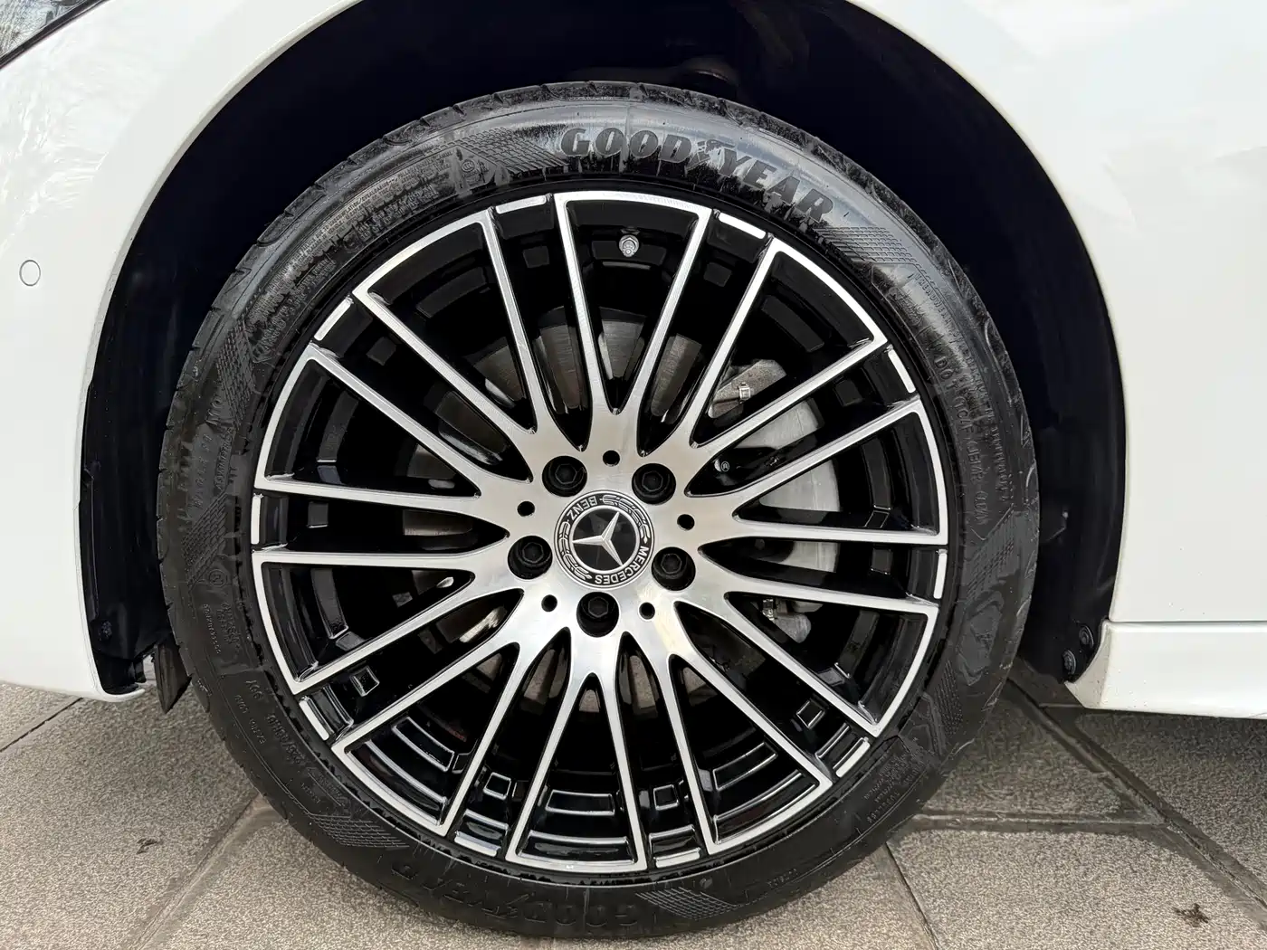 Mercedes-Benz C-Class 2023 C 260 L Sport фото 14