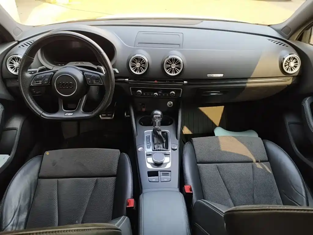 Audi S3 2018 2017 Facelift S3 2.0T Limousine