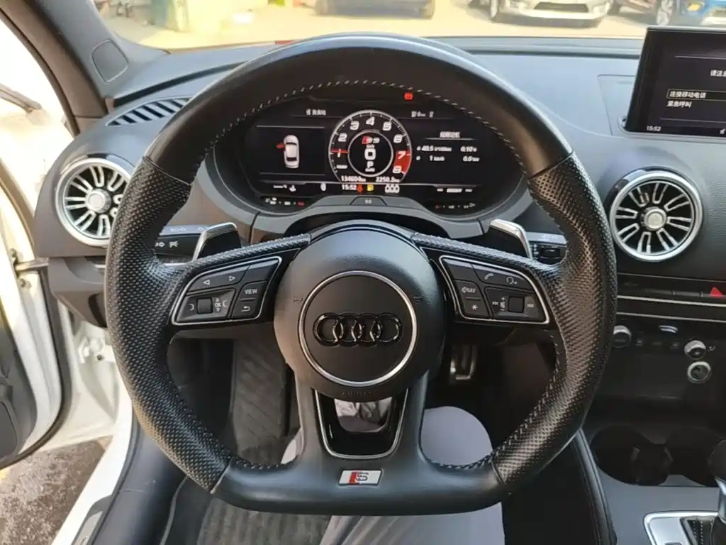 Audi S3 2018 2017 Facelift S3 2.0T Limousine