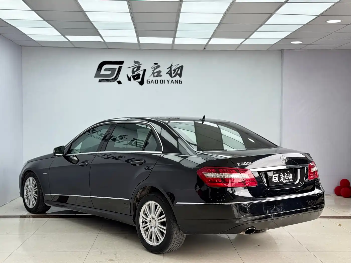 Mercedes-Benz E-Class 2011 E 200 L CGI Elegance фото 26