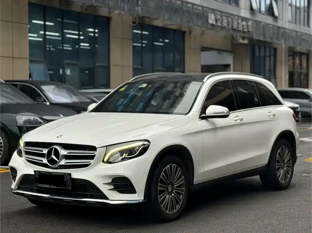 MERCEDES-BENZ GLC