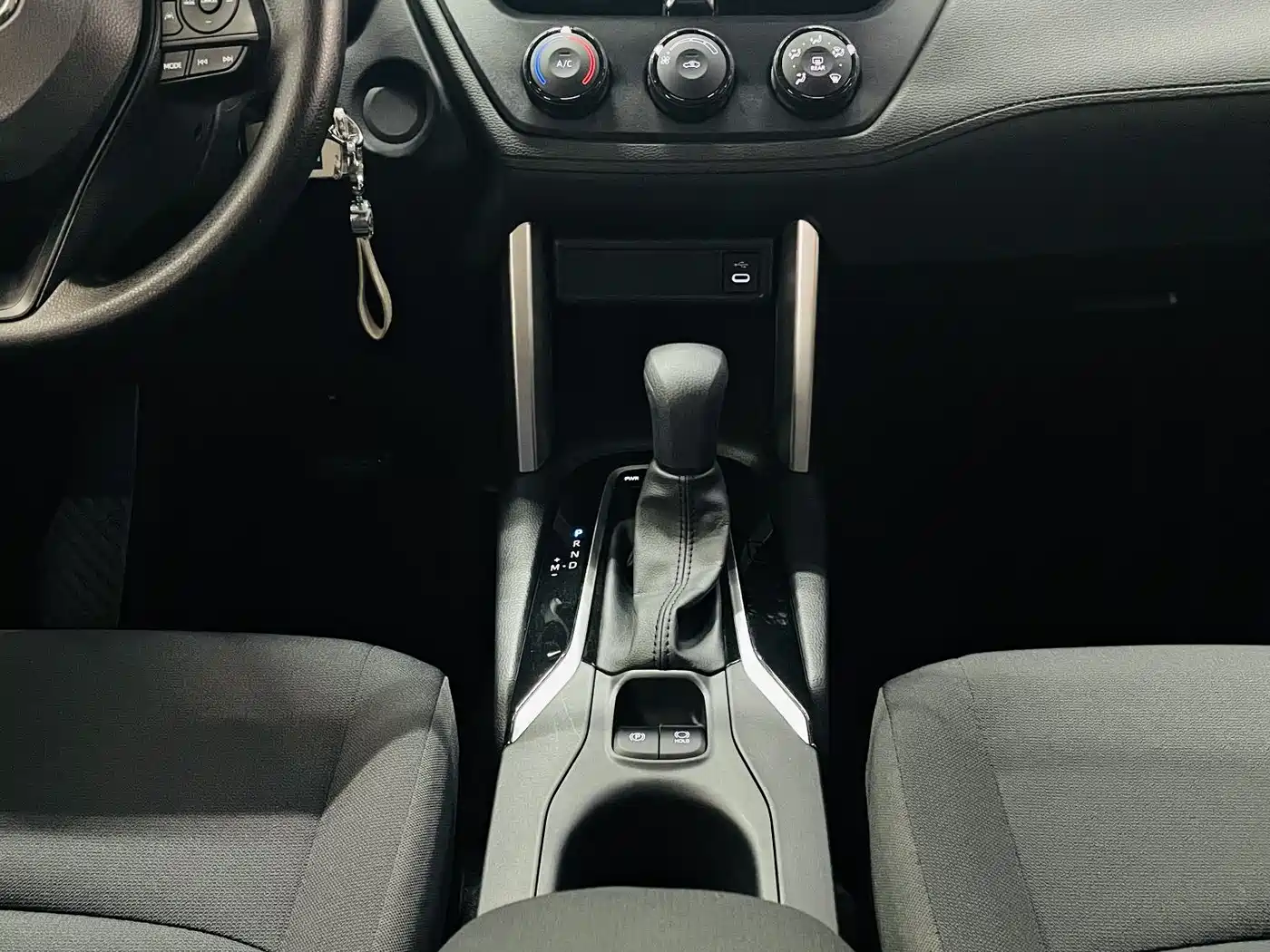 Toyota Corolla Cross 2023 2.0L Elite Edition фото 12