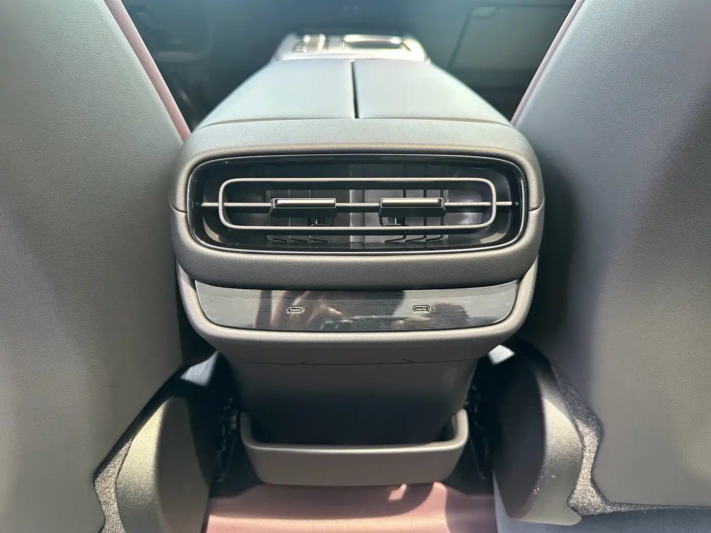Xiaomi Auto Xiaomi SU7 2024 RWD Ultra Long Range Advanced Smart Driving Pro Edition фото 15