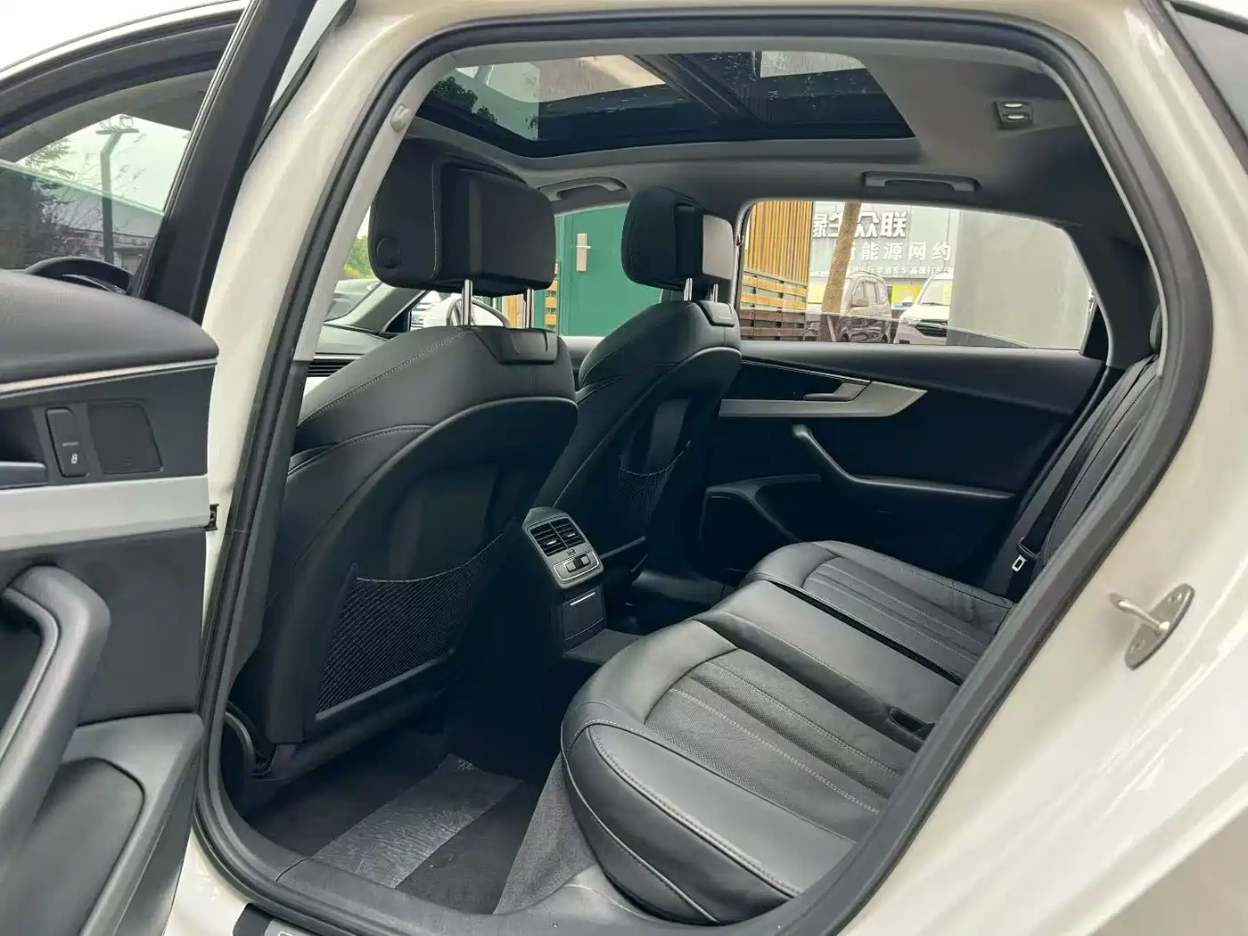 Audi A4L 2020 40 TFSI Luxury Dynamic фото 14