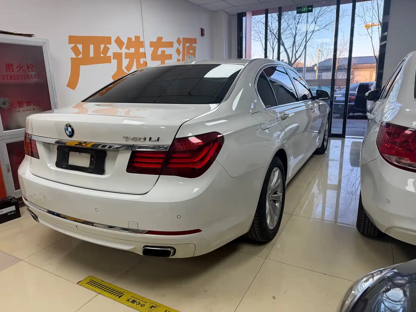 BMW 7 Series 2013 Model 740Li Leading фото 16