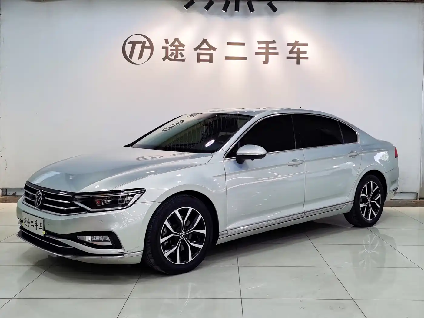 Volkswagen Magotan 2020 330TSI DSG Leading