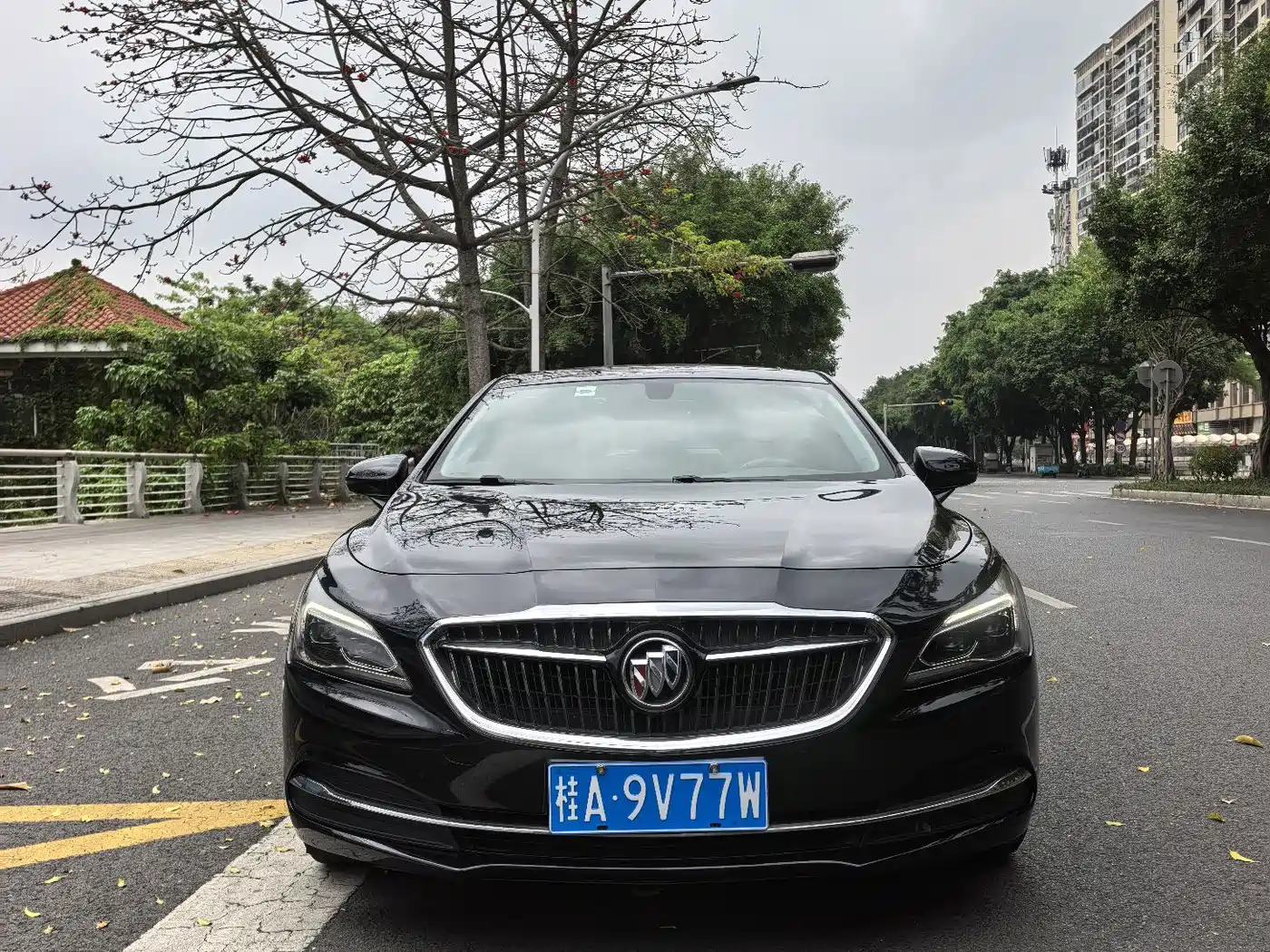 Buick LaCrosse 2018 Model 20T Elite Edition фото 2