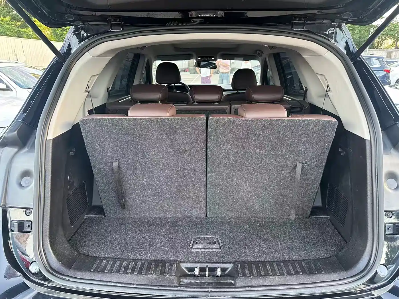 Jetour X90 PLUS 2023 2023 1.6TD DCT Villa 7-Seater