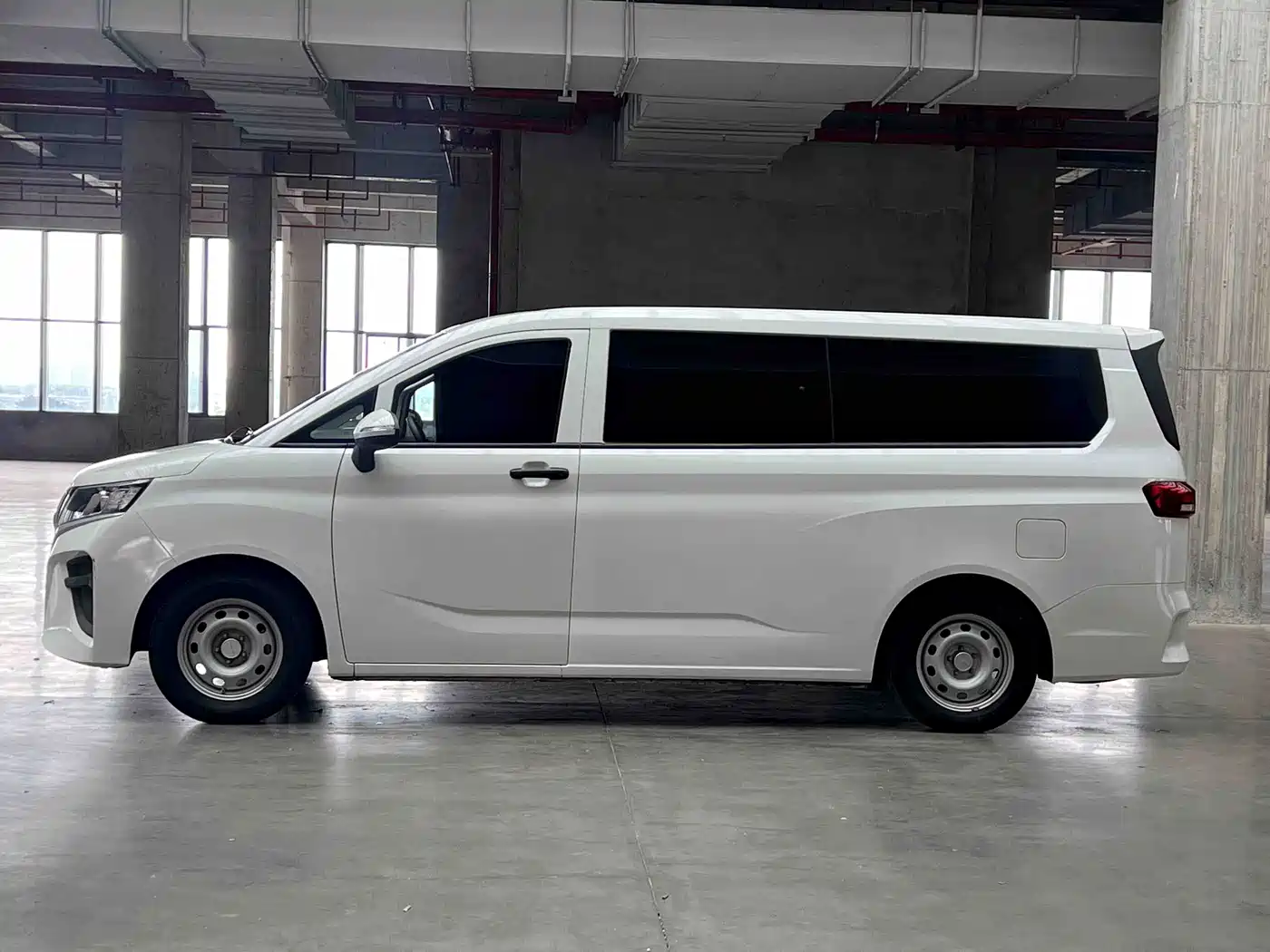 BAW (Beijing Automobile Works) Ruisheng Ace M7 2023 2023 2.0L CNG Long Wheelbase Luxury Operation Version 7-Seater