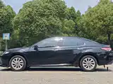 Photo 7 - Toyota Camry