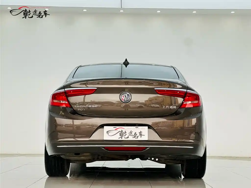 Buick LaCrosse 2018 Model 20T Luxury Edition фото 5