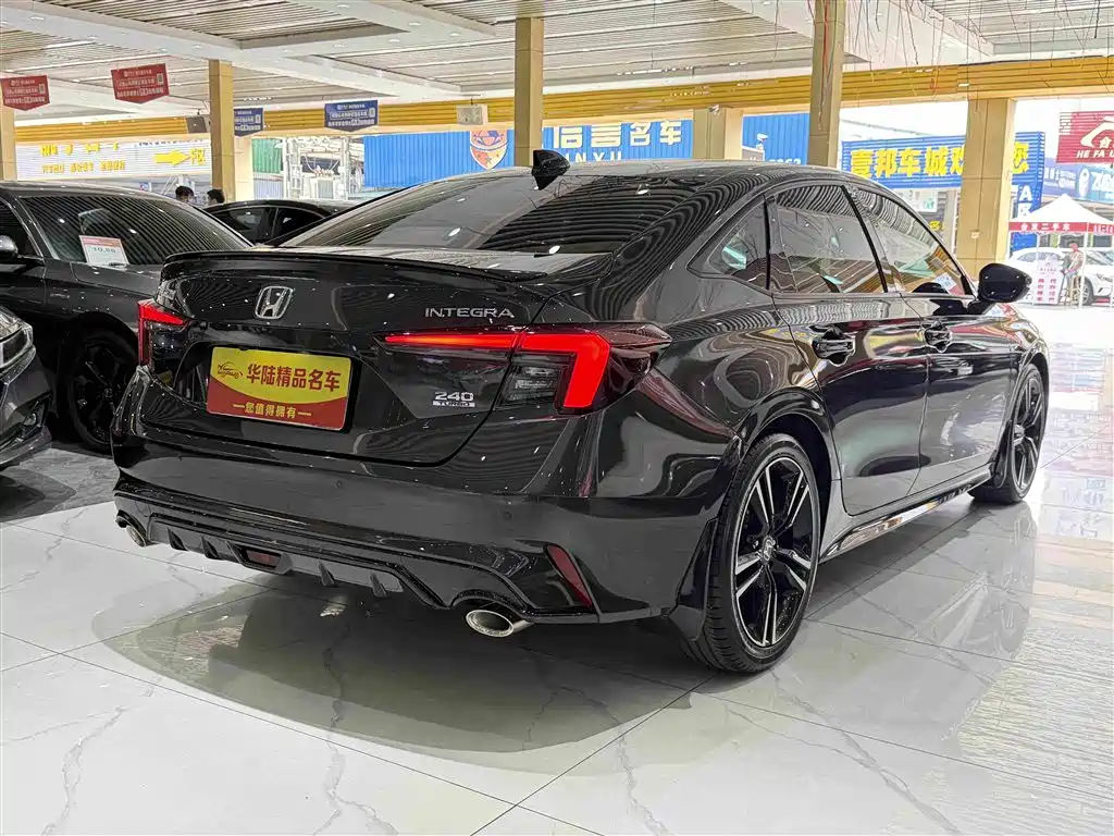 Honda Integra 2025 2023 240TURBO CVT Phantom Night Luxury Edition