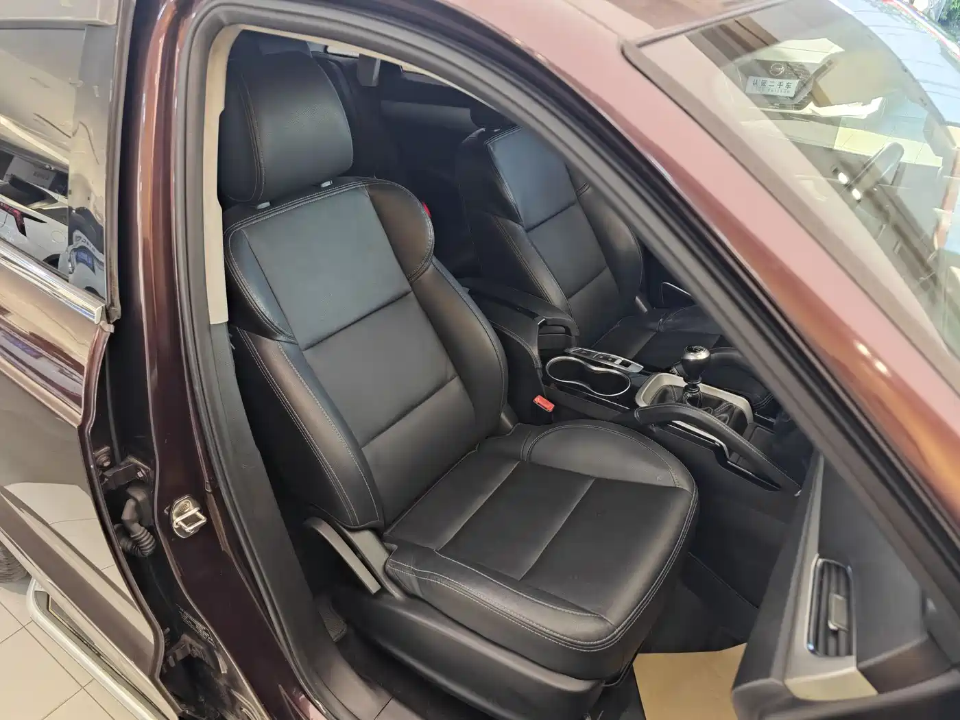 Zotye SR7 2016 2016 1.5T Manual Magic Cube Road Edition China V
