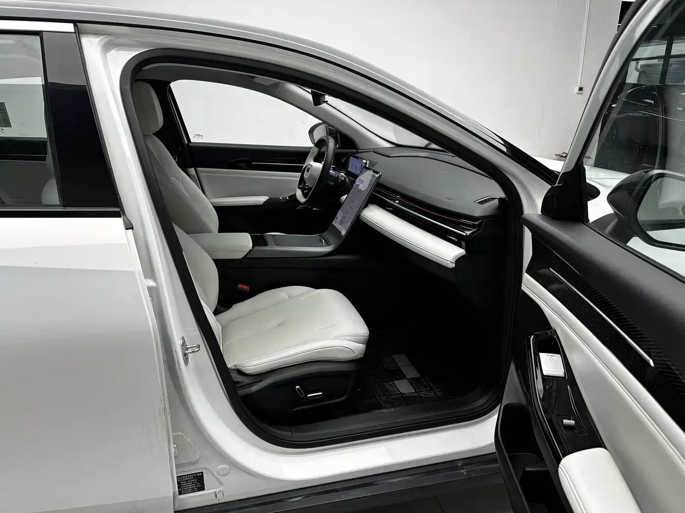 Geely Galaxy Galaxy L6 2023 2023 125km Starship