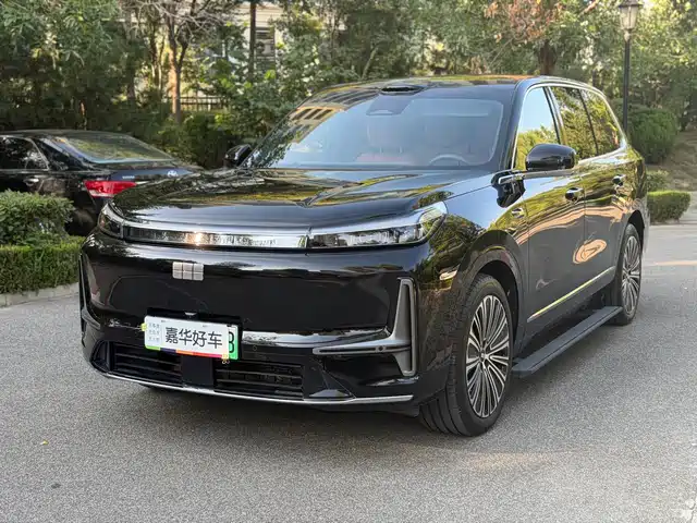  Geely Galaxy Galaxy M9 2025 Base Model
