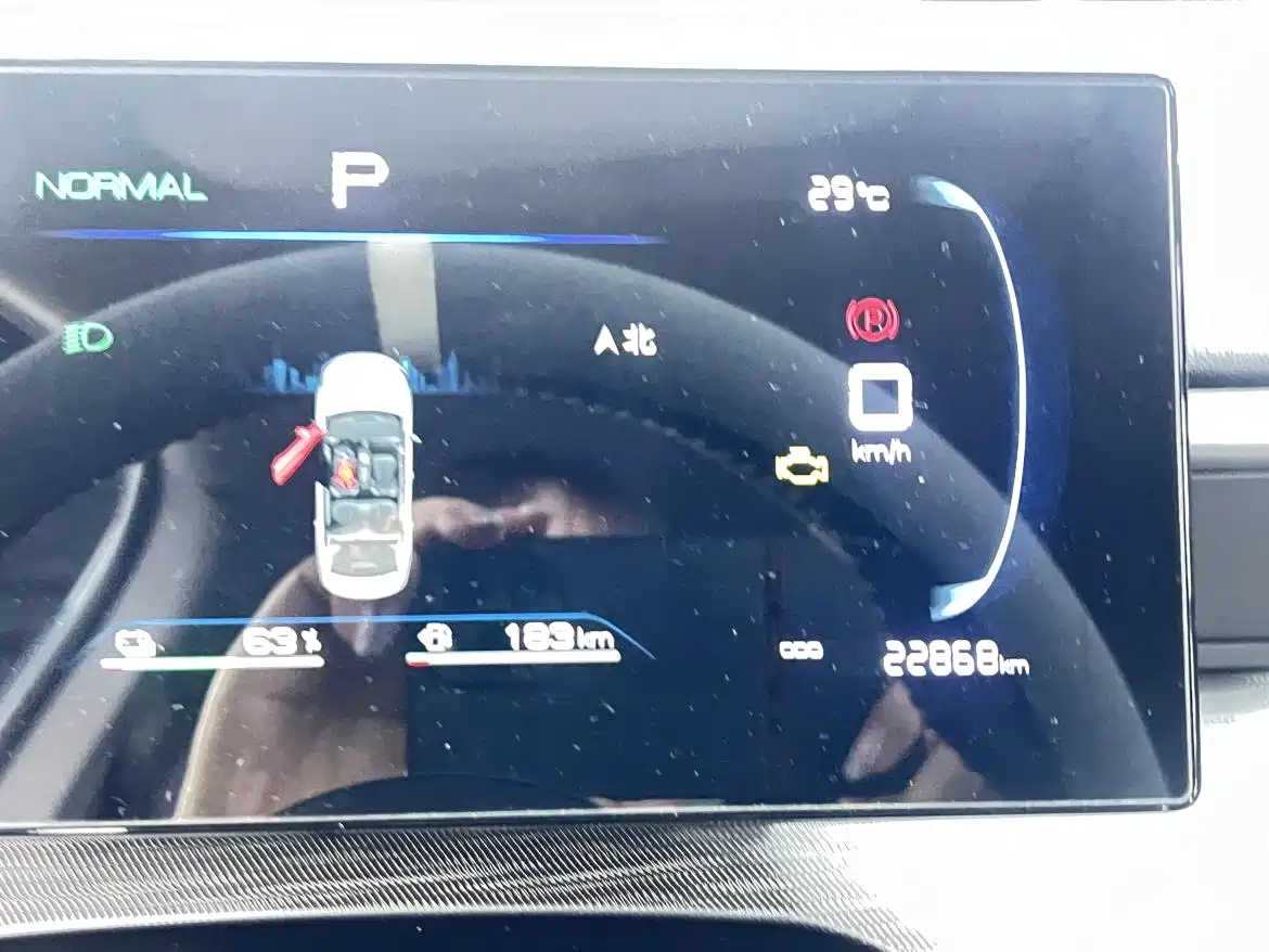 BYD Hai Bao 05 DM-i 2025 DM-i Smart Drive Edition 55KM Luxury фото 4