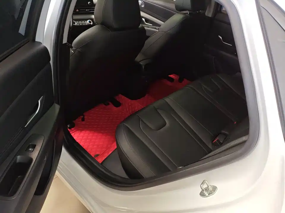 Hyundai Elantra 2021 1.5L CVT GLX Elite Edition фото 6