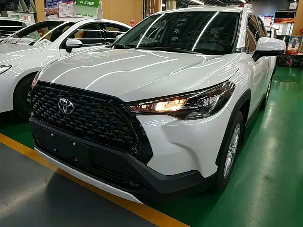 Toyota Corolla Cross 2024 Model 2.0L Pioneer Edition