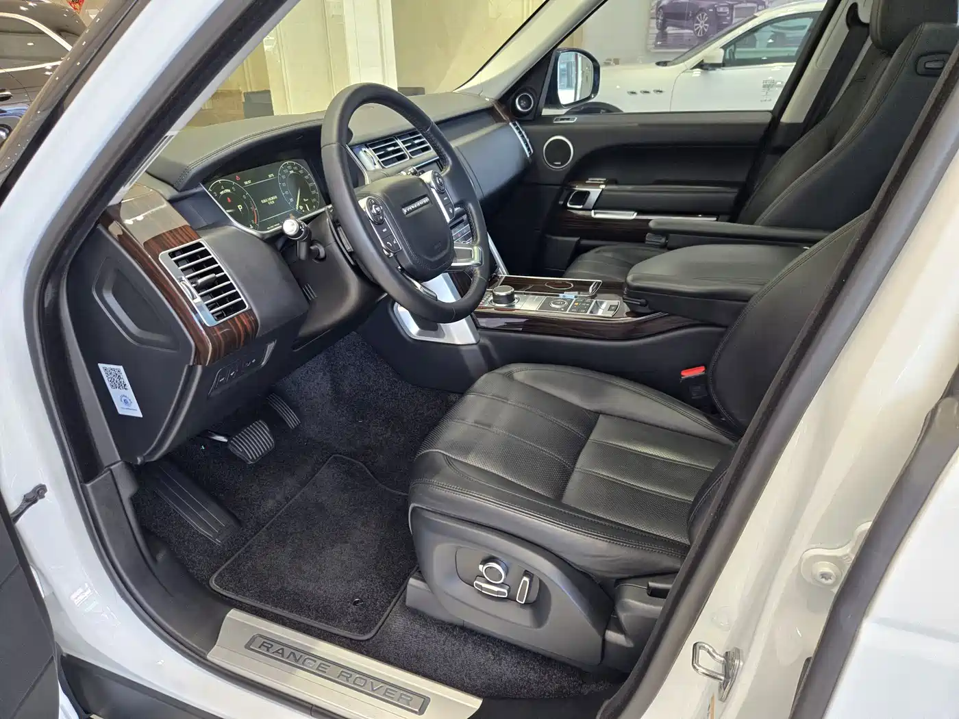 Land Rover Range Rover 2016 3.0 SC V6 Vogue SE Autobiography LWB фото 7