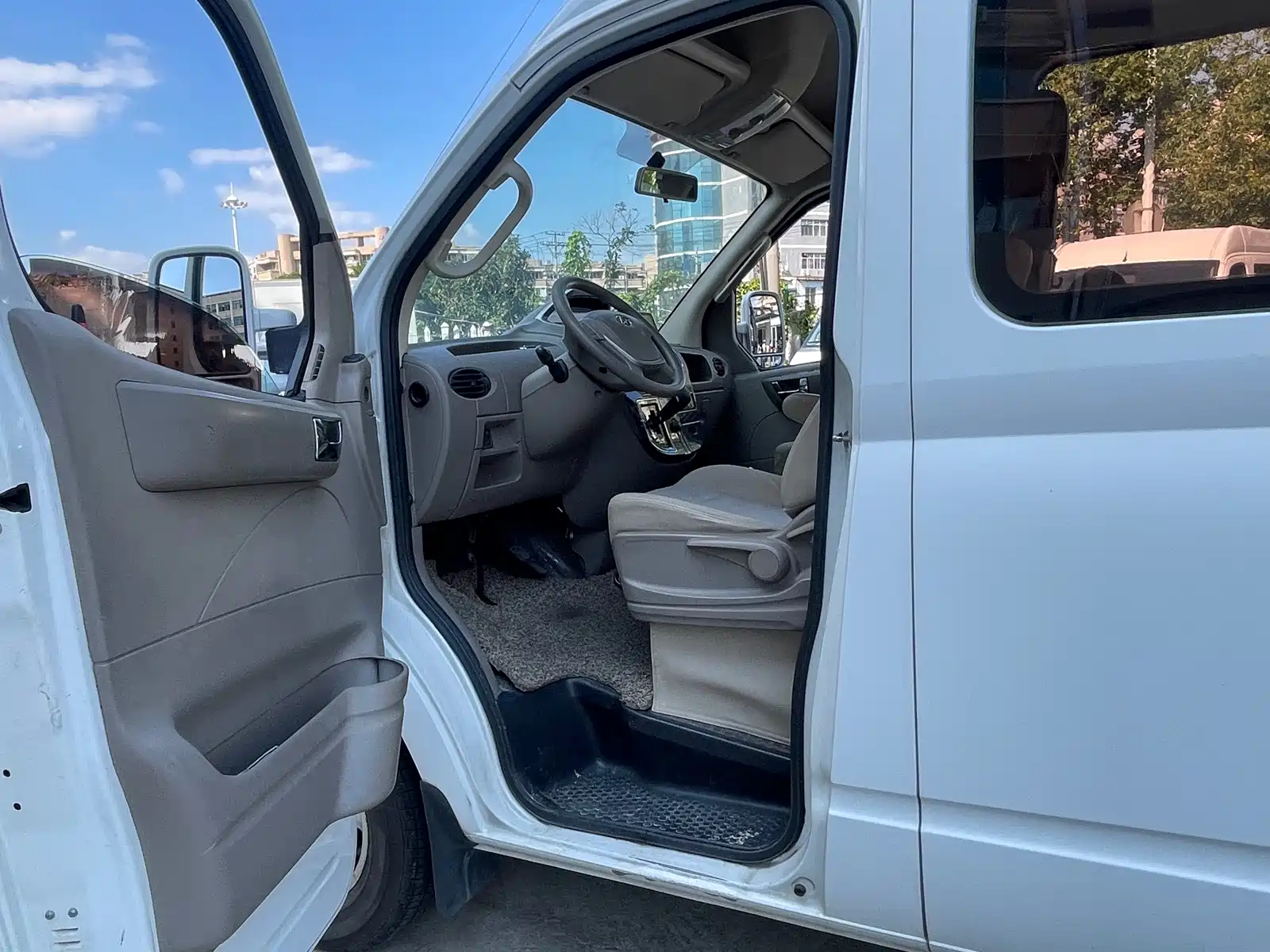 Photo 11 - Maxus Xintu V80