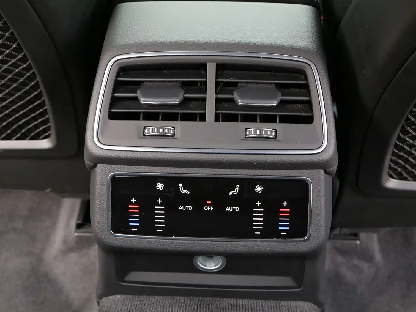 Audi A6L 2021 45 TFSI Exclusive Elegance фото 14