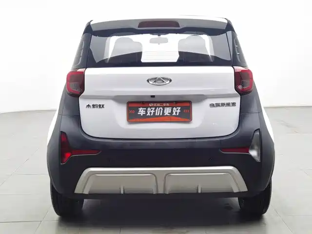QQ New Energy Little Ant 2022 Sweet Pink Edition Half Sugar Version NCM Lithium 30kW 408km — фото 4
