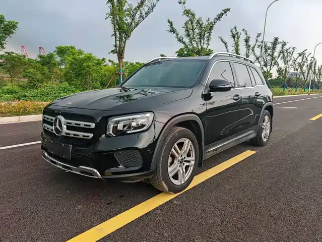 Mercedes-Benz GLB 2022