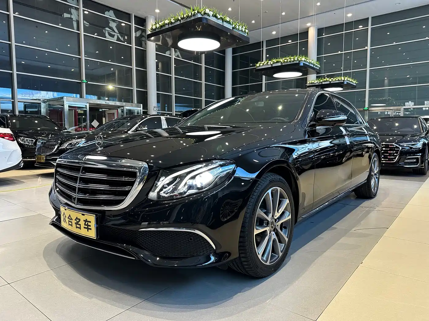 Mercedes-Benz E-Class 2019 E 300 L Luxury