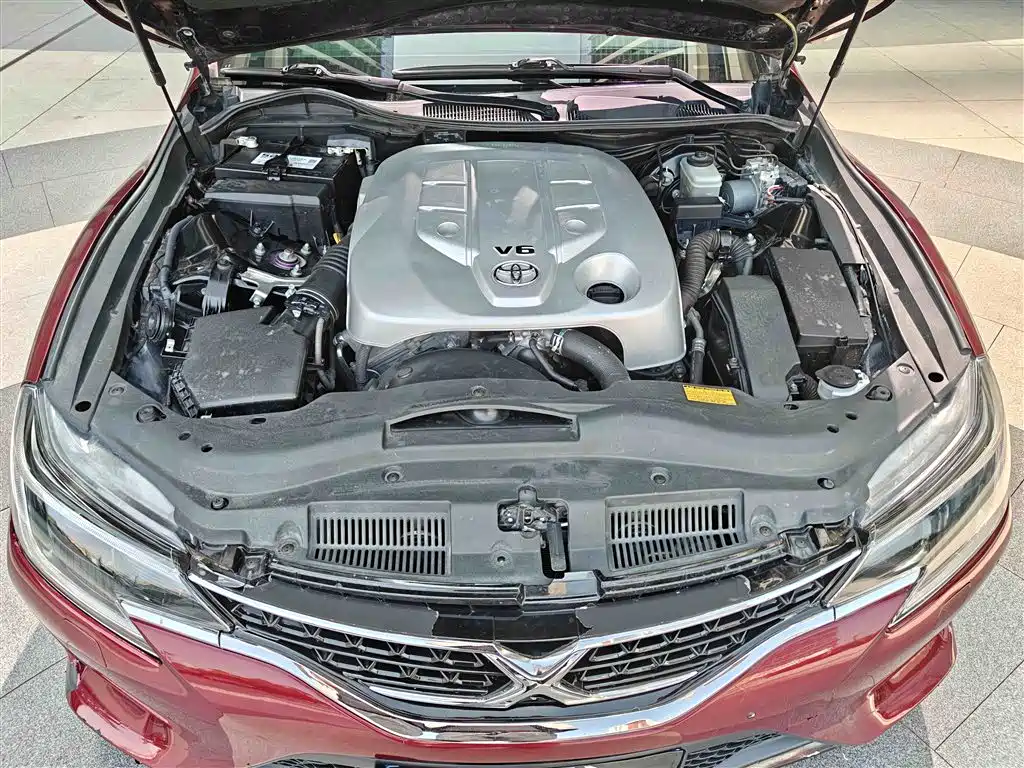 Toyota Reiz 2013 2.5V Premium Edition фото 20