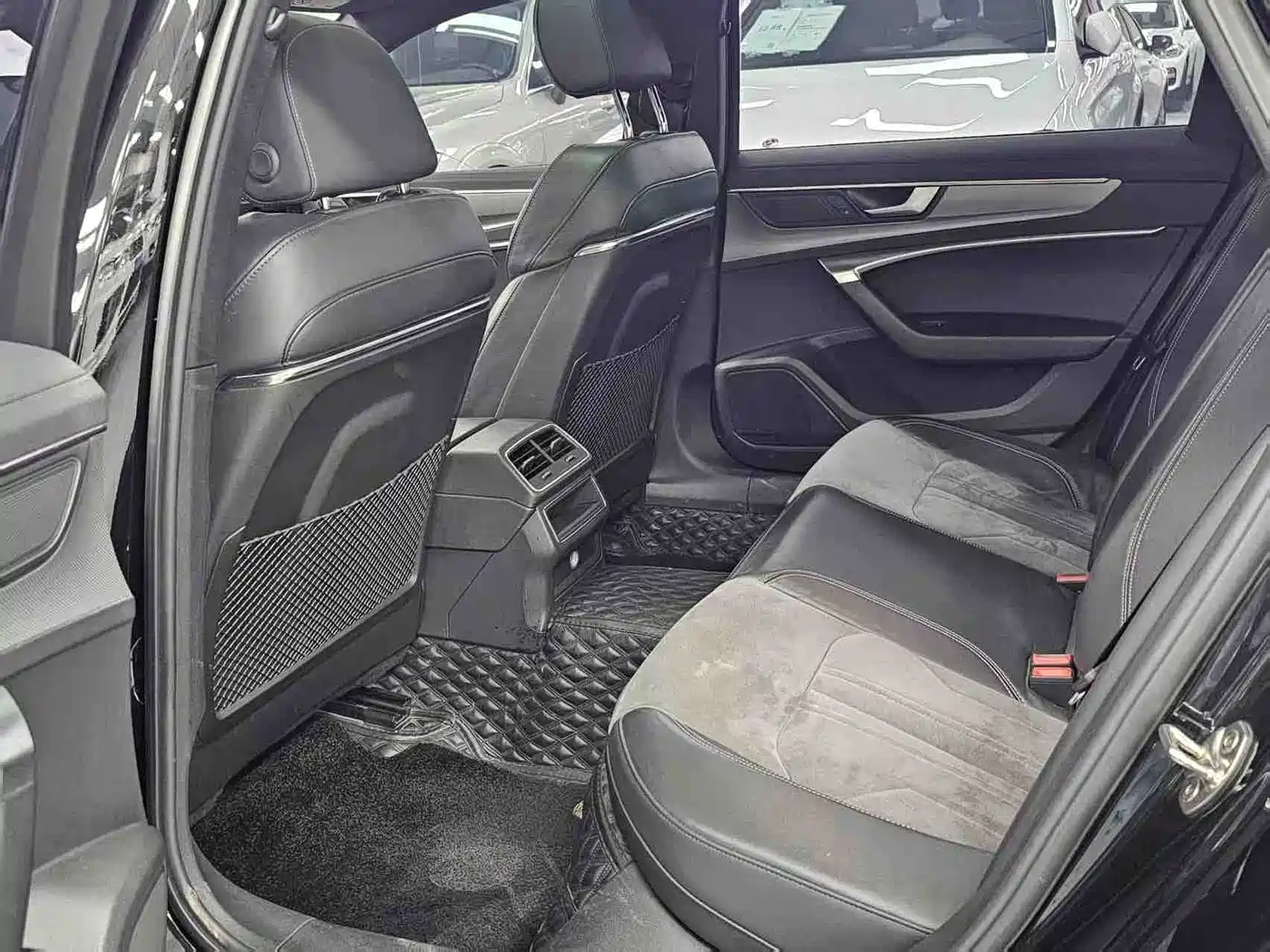 Audi A6L 2022 40 TFSI Luxury Dynamic фото 11