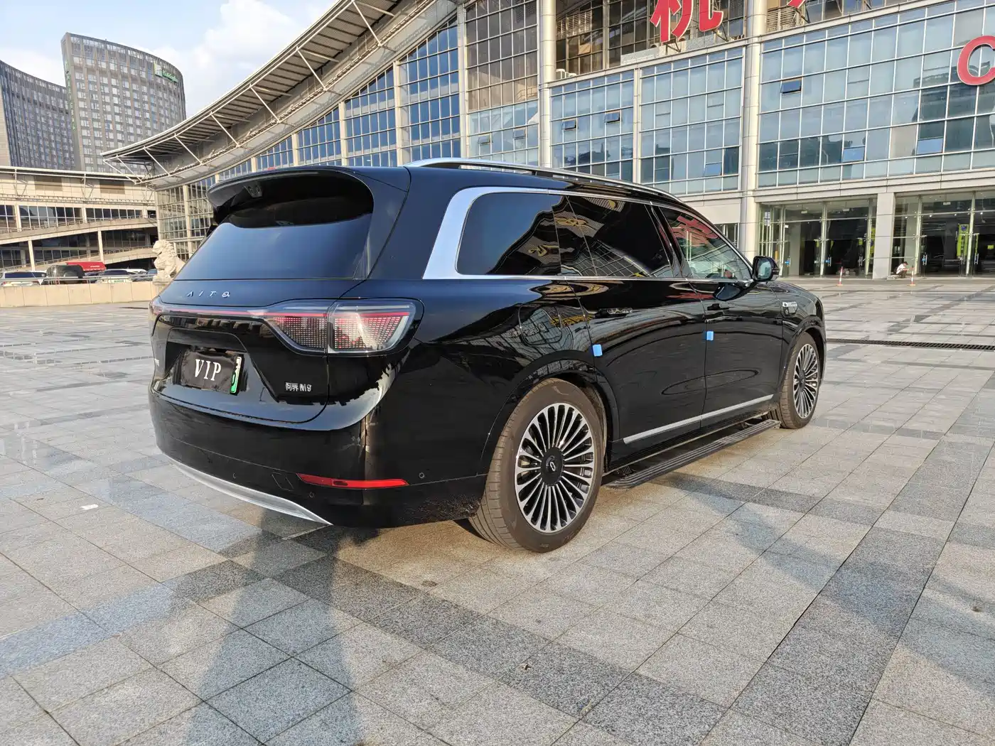 AITO Wenjie AITO M9 2026 2025 Extended Range Ultra 52kWh 4-Seater