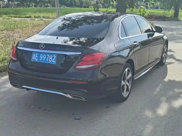 Mercedes-Benz E-Class 2019 Facelift E 300 L Sport Luxury — фото 3