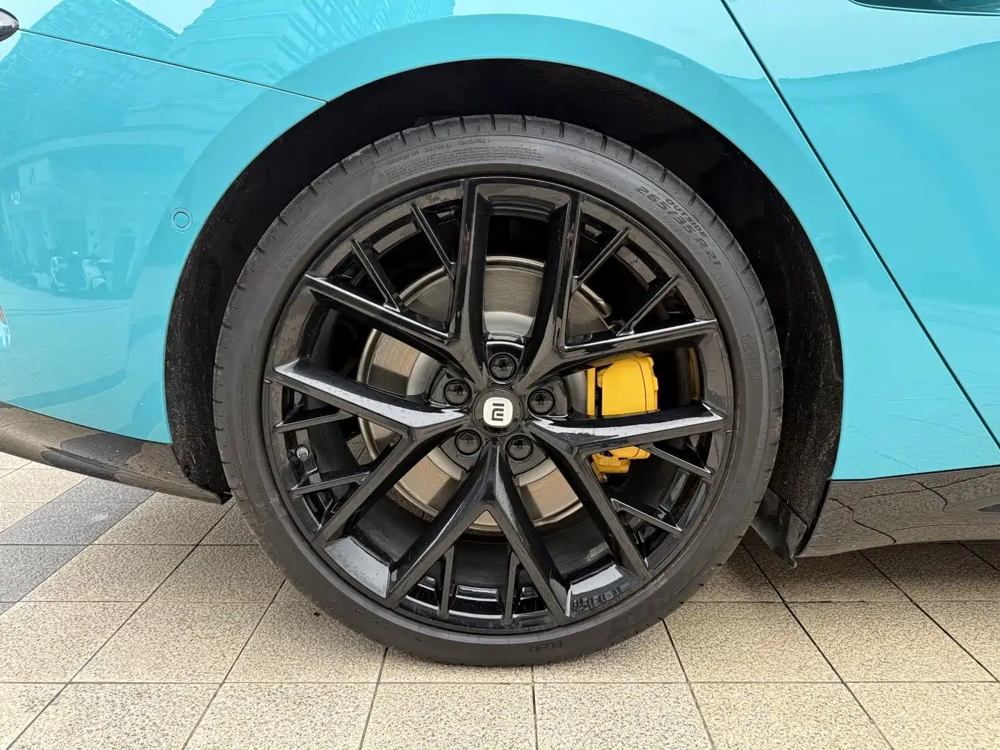 Xiaomi Auto Xiaomi SU7 2024 AWD Extended Range Advanced Smart Driving Max Edition фото 13