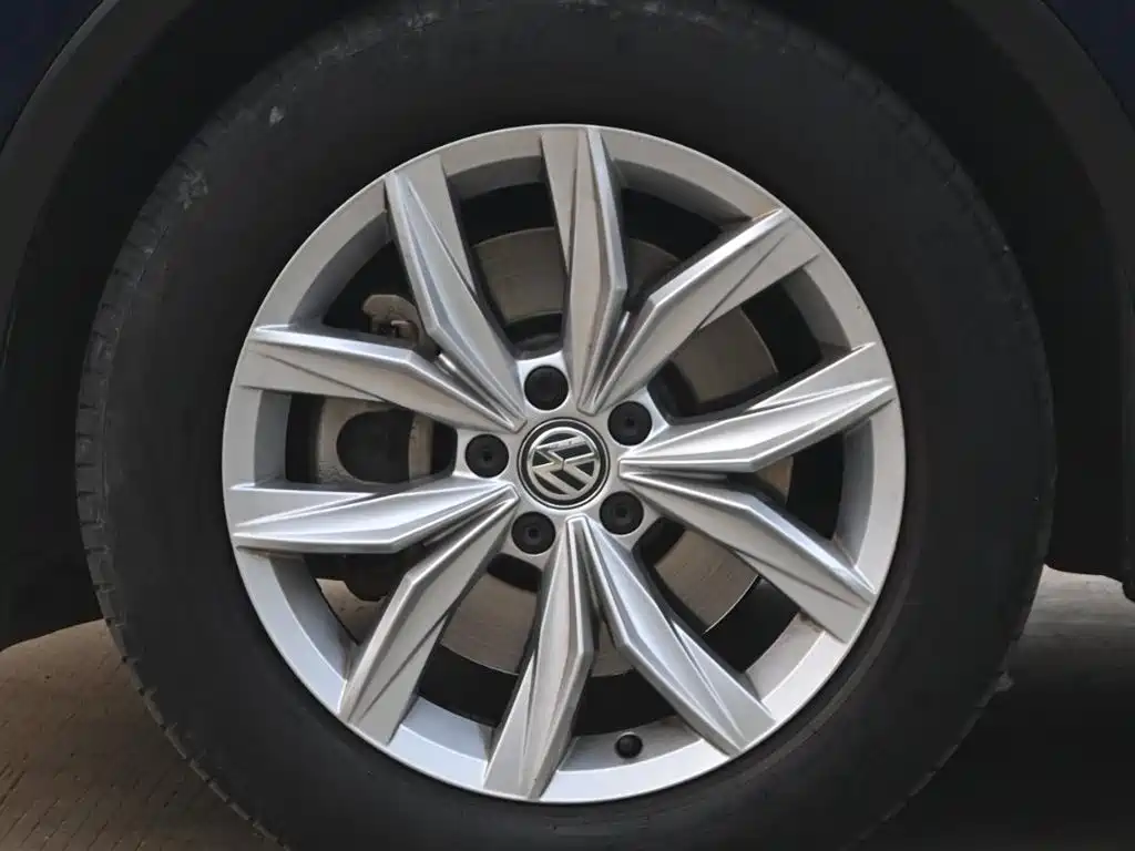Volkswagen Tiguan 2018 330TSI 4WD Innovation Edition фото 53